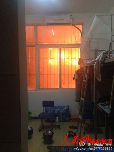 武漢漢口學院凌晨發生火災 無人員傷亡