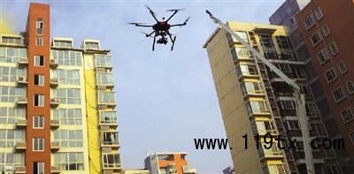 &ldquo;六懸翼消防無人偵察機&rdquo;進行火情偵察