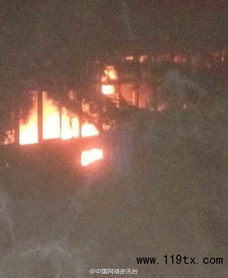 湖北孝南高中宿舍發生火災 