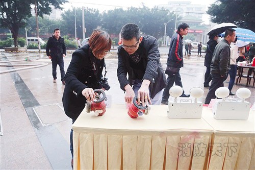 &ldquo;兩驗三看&rdquo;辨別真假消防器材  