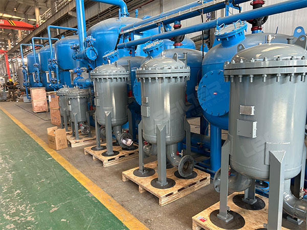 煉油廠儲(chǔ)運(yùn)車間航煤過濾器濾芯更換案例